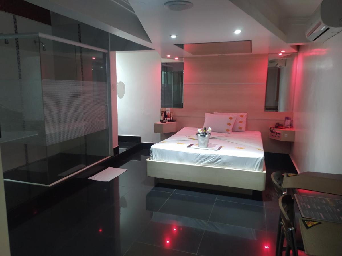 Motel La Folia Ribeirao Preto Exterior photo