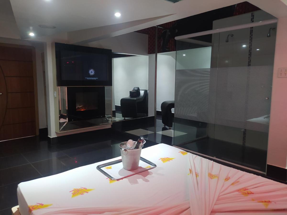 Motel La Folia Ribeirao Preto Exterior photo