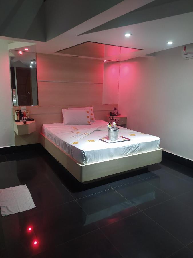Motel La Folia Ribeirao Preto Exterior photo