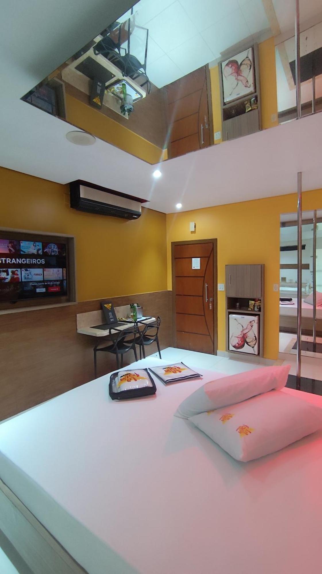 Motel La Folia Ribeirao Preto Exterior photo